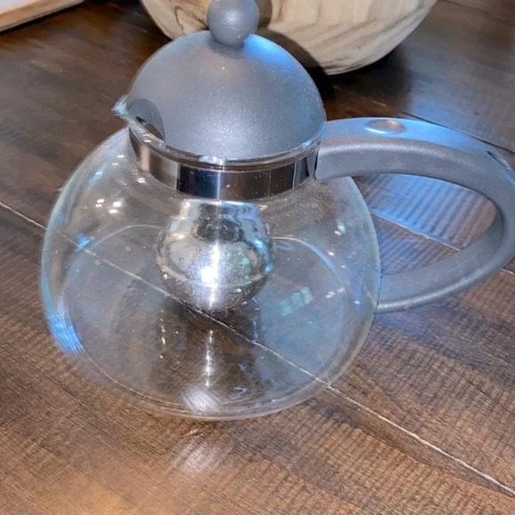 Glass tea kettle - Picture 1 of 6